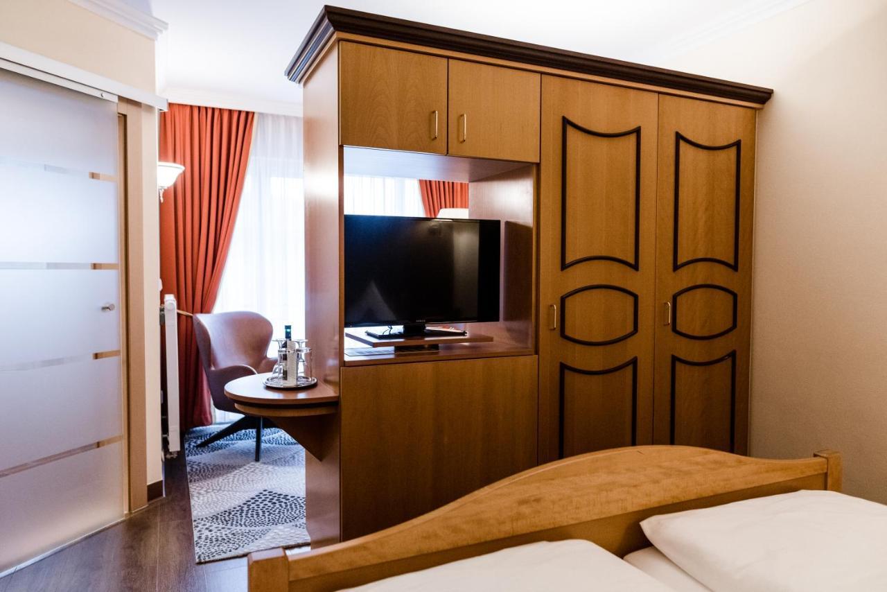Akzent Hotel Bayerwald-Residenz Neukirchen  ภายนอก รูปภาพ