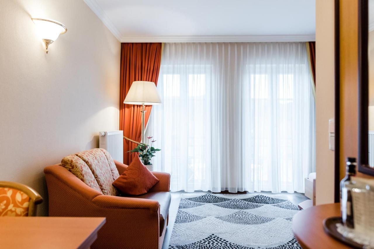 Akzent Hotel Bayerwald-Residenz Neukirchen  ภายนอก รูปภาพ