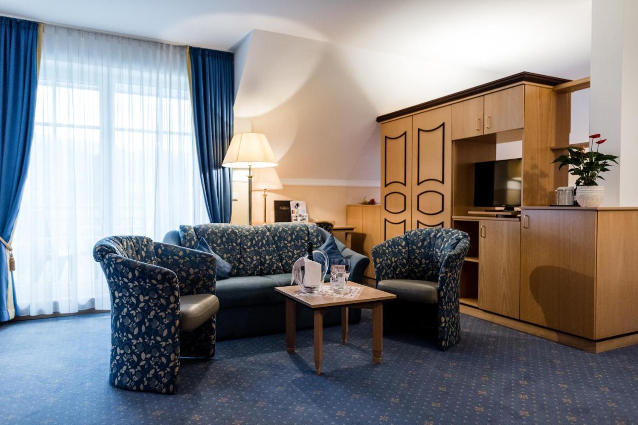 Akzent Hotel Bayerwald-Residenz Neukirchen  ภายนอก รูปภาพ