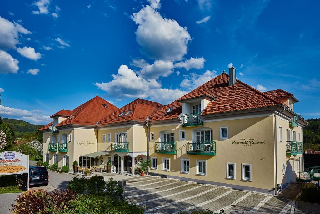 Akzent Hotel Bayerwald-Residenz Neukirchen  ภายนอก รูปภาพ