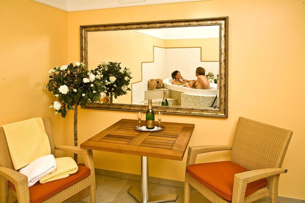 Akzent Hotel Bayerwald-Residenz Neukirchen  ภายนอก รูปภาพ