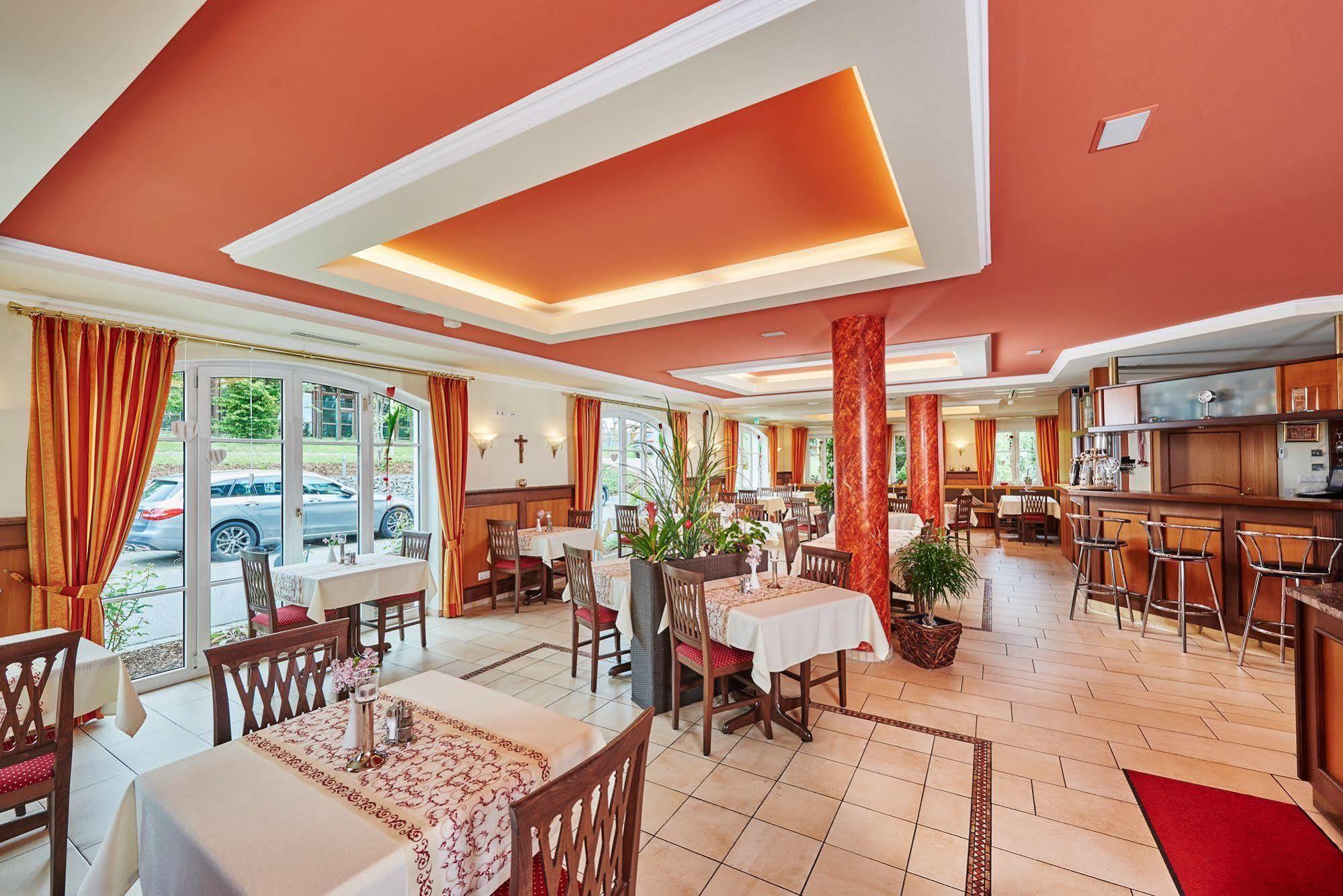Akzent Hotel Bayerwald-Residenz Neukirchen  ภายนอก รูปภาพ