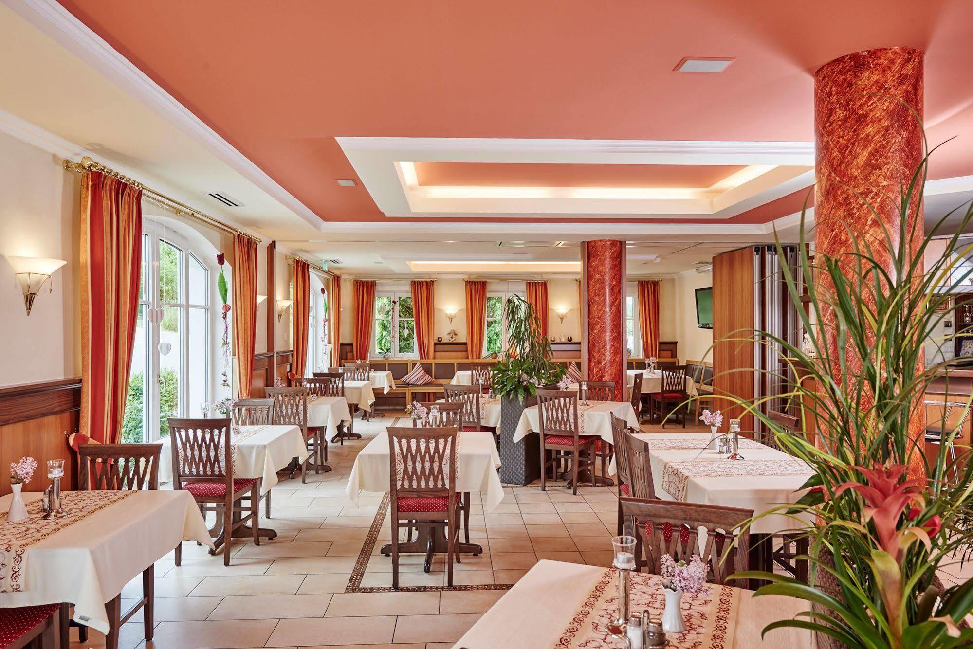 Akzent Hotel Bayerwald-Residenz Neukirchen  ภายนอก รูปภาพ